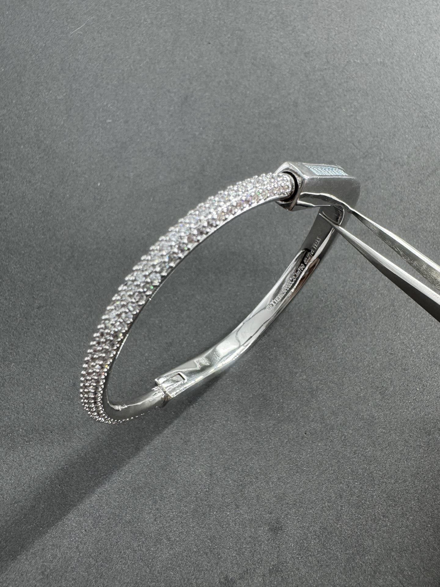 Tiffany & Co Happy Diamonds Bangle Bracelet